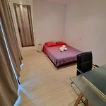 Avec Piscine Et Dependance Вилла Ним