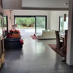 Avec Piscine Et Dependance Вилла *